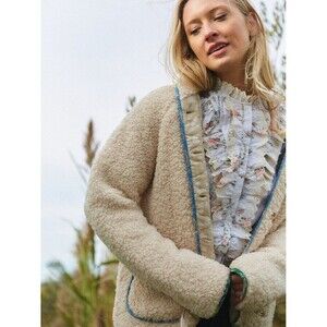 MABLE Coat Womens L Tan Sherpa Fleece Jacket Quilted Lining Paisley Hem Boho